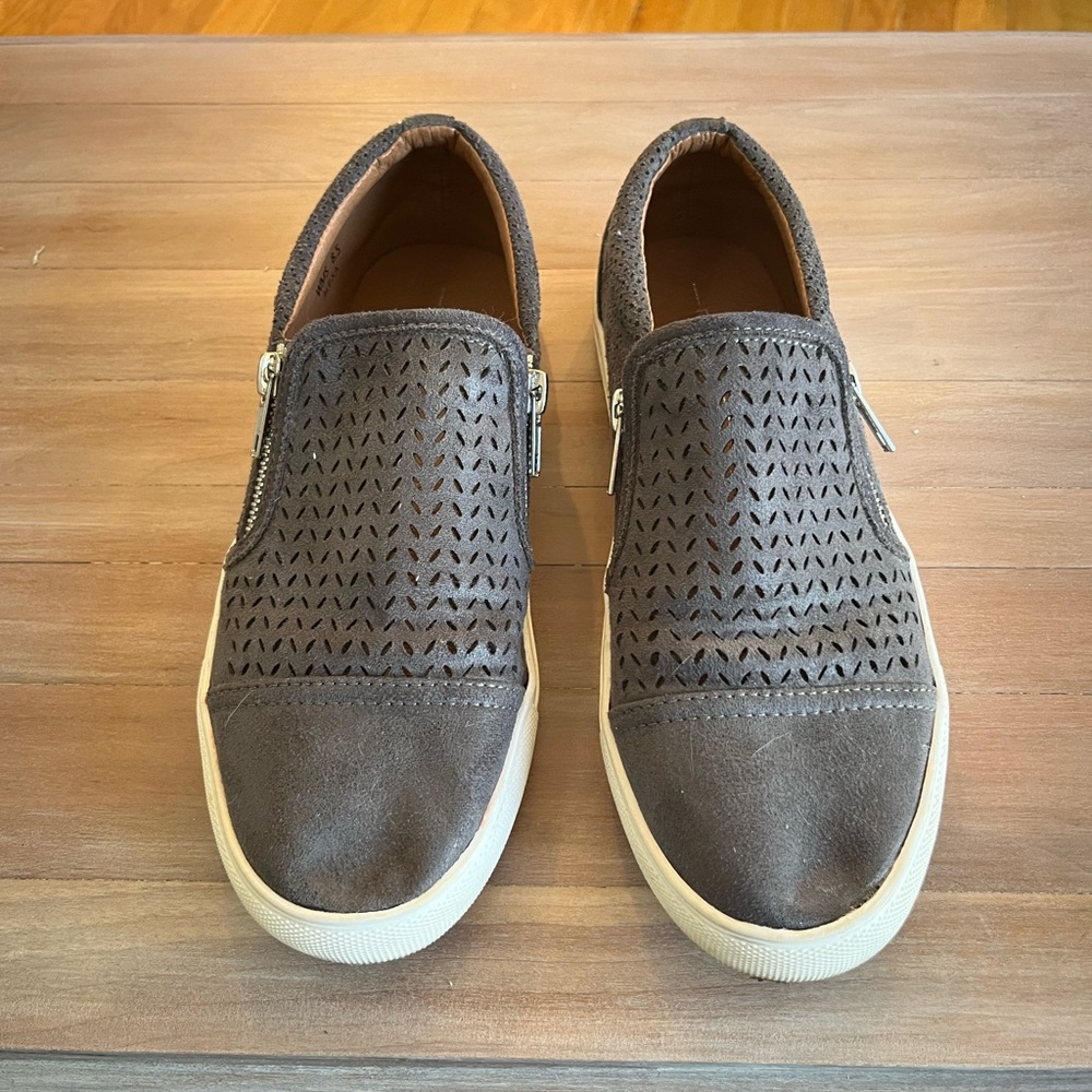 Report Slide-on Sneakers